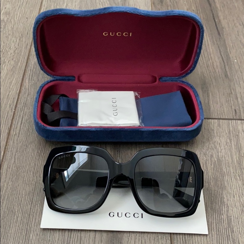 Gucci sunglasses, BRAND NEW